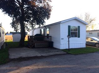1210 Lauren Dr, Sandwich, IL 60548