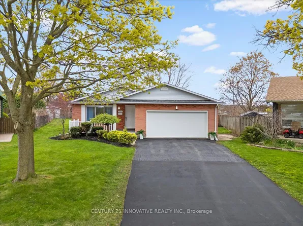 4506 Green Meadow Blvd, Lincoln, ON L3J 0A8