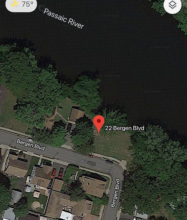 2nd image of 22 Bergen Blvd