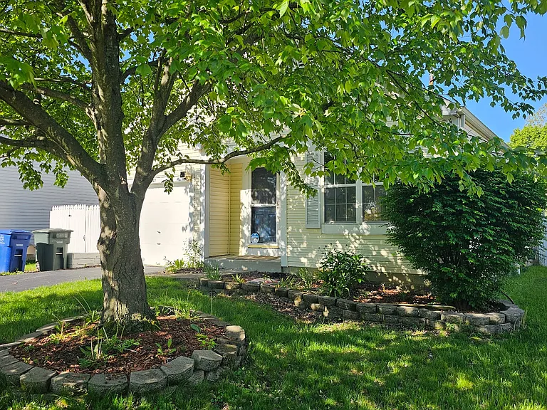 6807 Brockland Dr — Photo 1