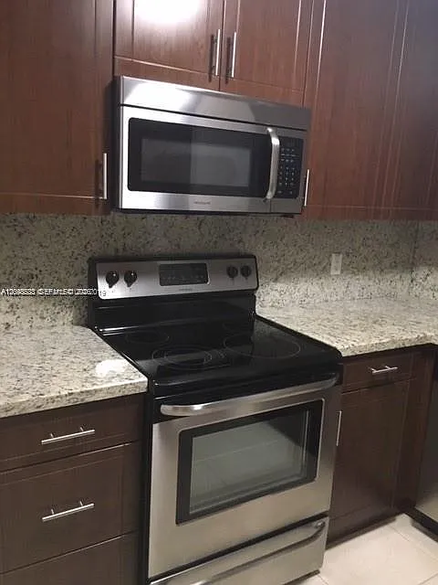 Kings Creek West Condo Bl — Photo 2