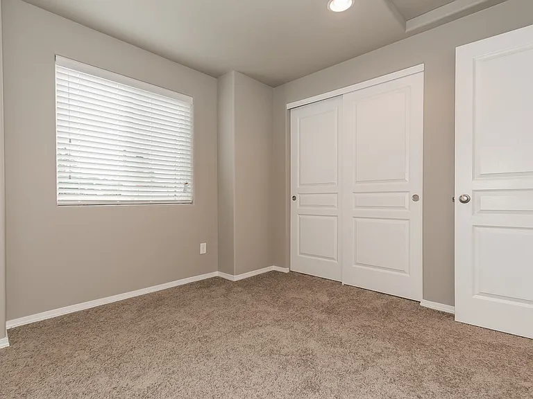 981 N Pacific Hwy #99 — Photo 9