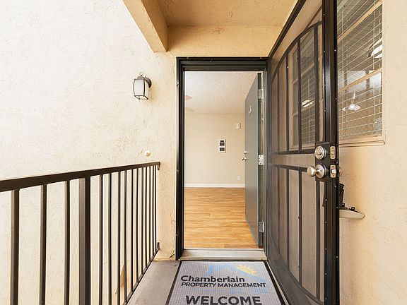 4th image of 9413 Winter Gardens Blvd #68