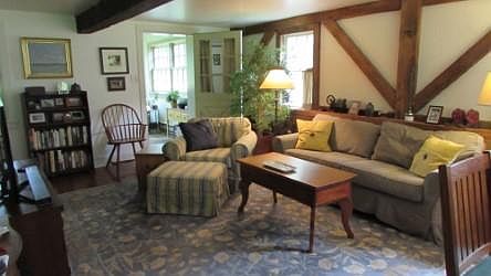 Living room 1