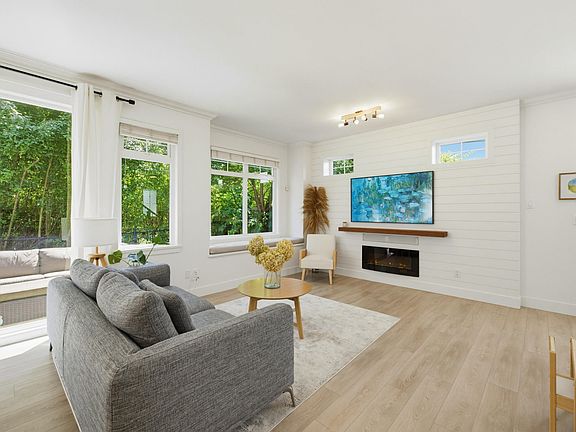 2nd image of 15454 32nd Ave #21