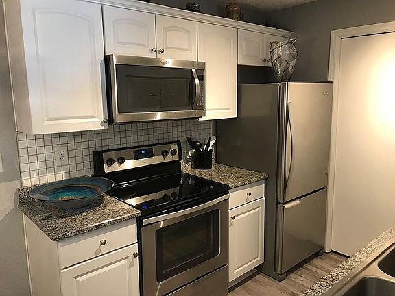 5th image of 10265 Gandy Blvd N APT 814