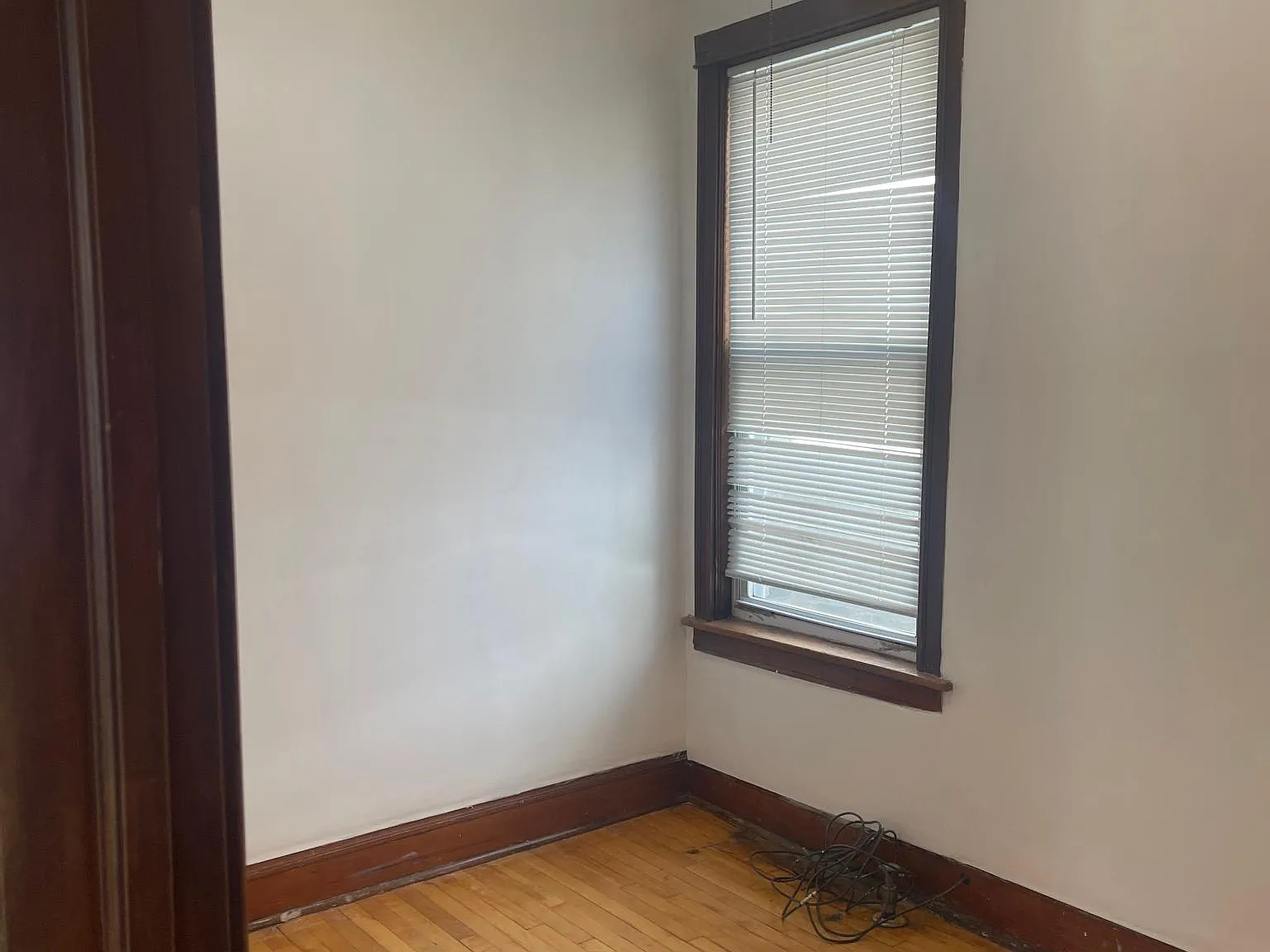 1032 N Trumbull Ave — Photo 1