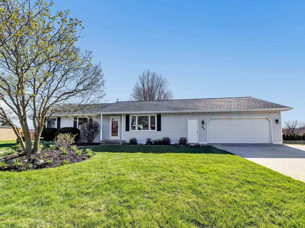 209 Redwood Ln, Francis Creek, WI 54214