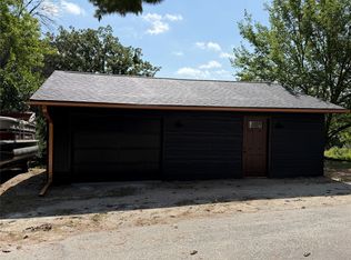 8422 Meadow Wood Dr, Dexter, IA 50070