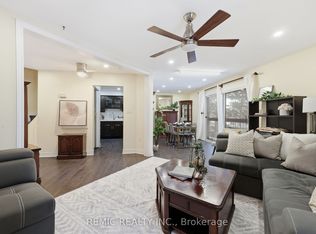 6855 Glen Erin Dr #18, Mississauga, ON L5N1P6