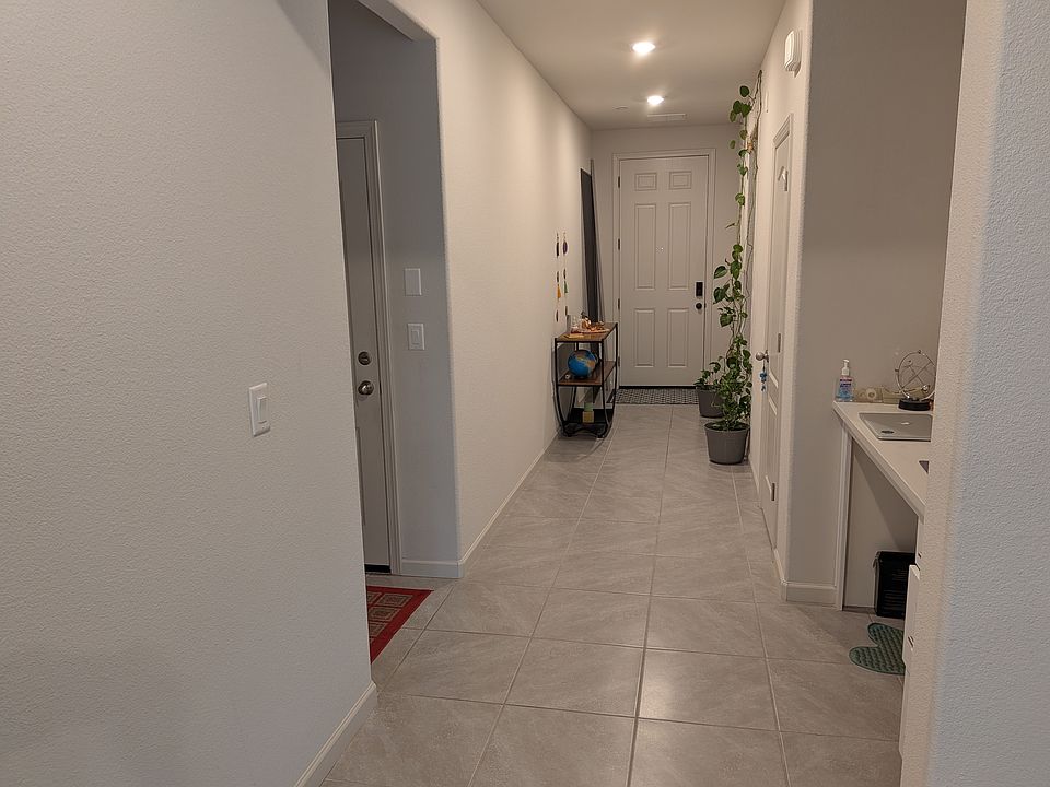 1st image of 1820 Lantana Dr