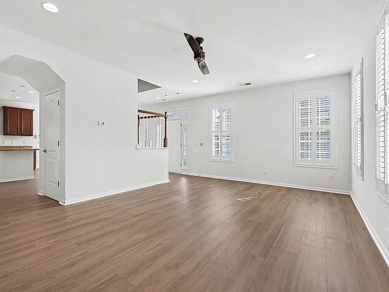11245 Cedar Walk Ln — Photo 5