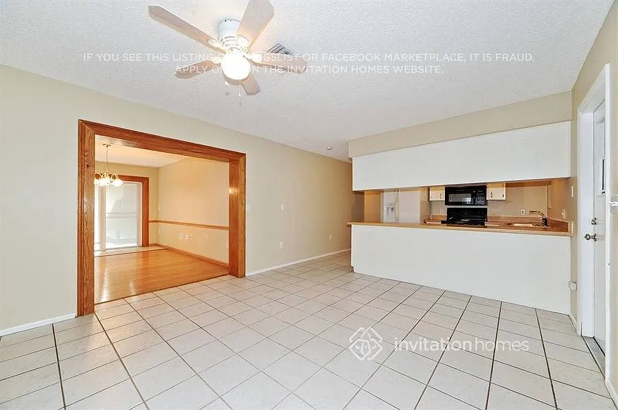 12402 68th St Largo, FL 33773 — Photo 4