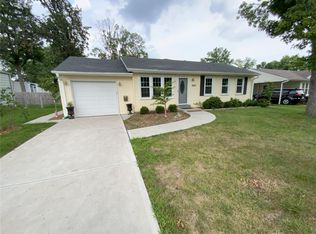 1020 Meadowridge Dr, Saint Louis, MO