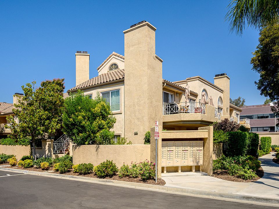 1st image of 23735 Del Monte Dr Unit 157