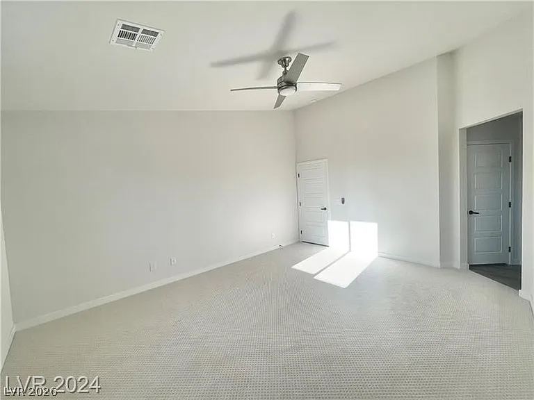 5600 Genoa Ave — Photo 5