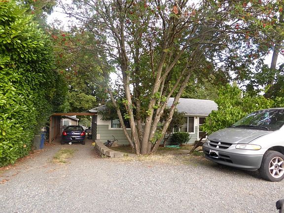 4th image of 20114 8th Ave S