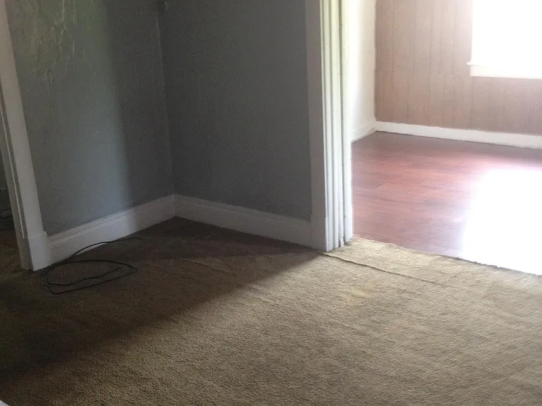 Kenneth Ave — Photo 8