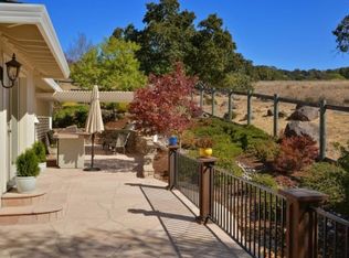 4702 Hillsboro Cir, Santa Rosa, CA 95405