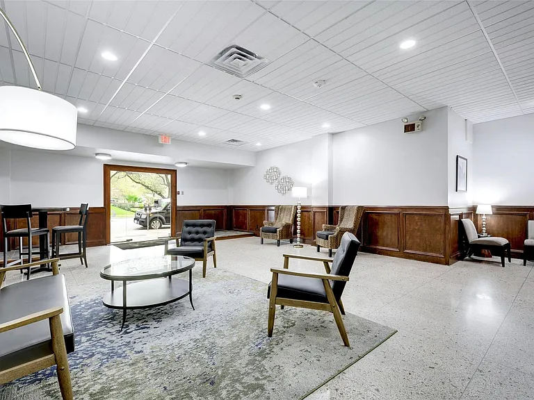 1800 Lavaca St #A-703 — Photo 25