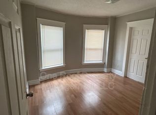 3224-3226 E 8th St #2W, Kansas City, MO 64124