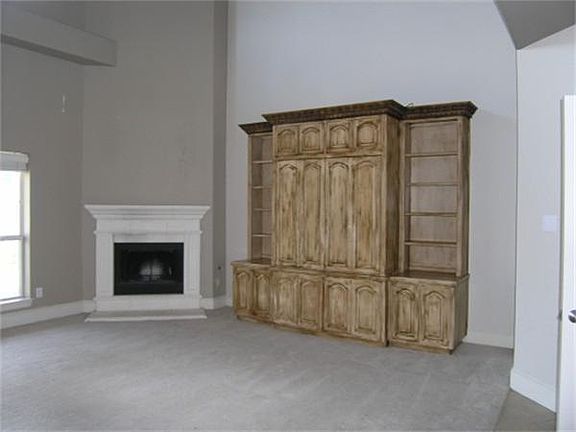 4th image of 2916 Gabriel Dr