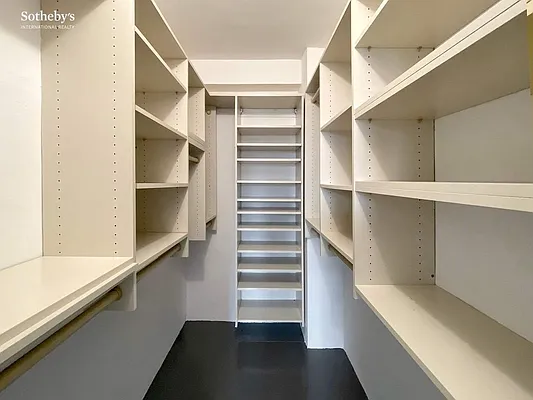 Rented by Sotheby's International Realty | media 20