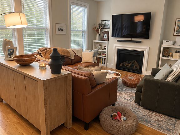 4th image of 14 Jenkins St #1