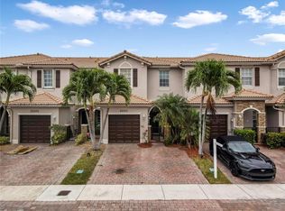 22211 SW 93rd Pl, Cutler Bay, FL 33190