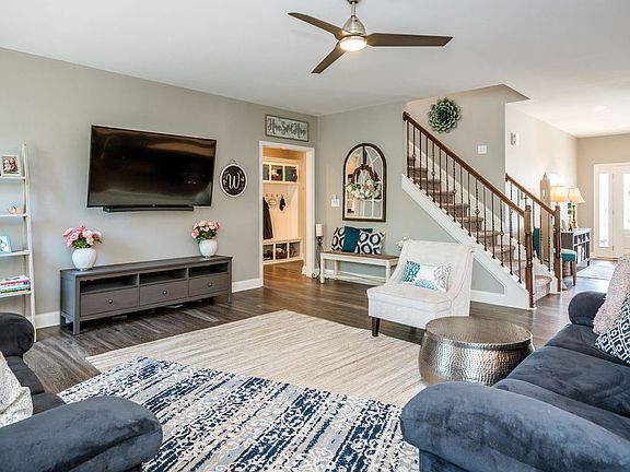 3rd image of 696 Urton Woods Way
