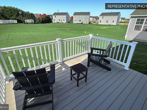 3rd image of Venisa Dr Lot 17