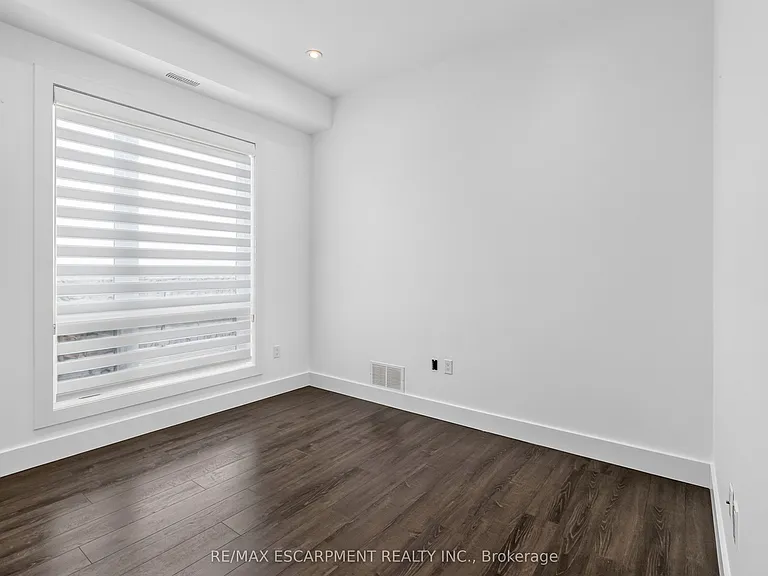 640 Sauve St #602 — Photo 18