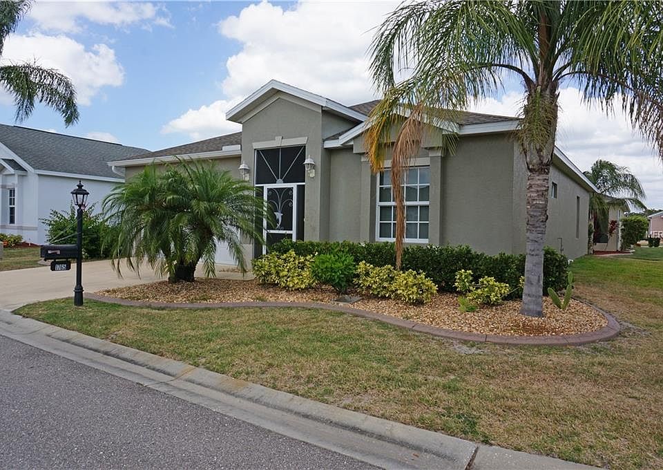 1st image of 1765 Dunvegan Dr