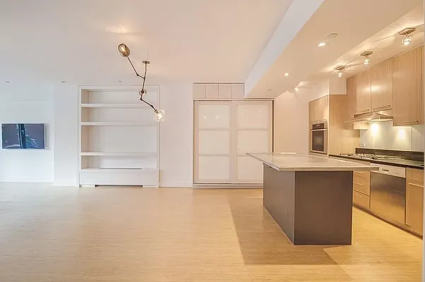 Rented by Manhattan Miami Real Estate | media 4