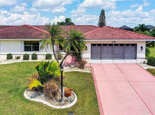 1505 Weatherford Dr, Sun City Center, FL 33573