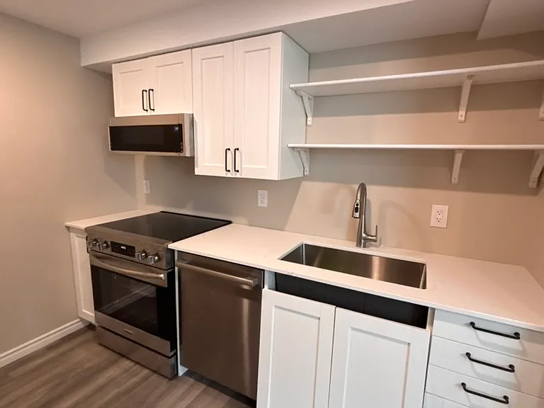 17 Canfield Rd #2 — Photo 5