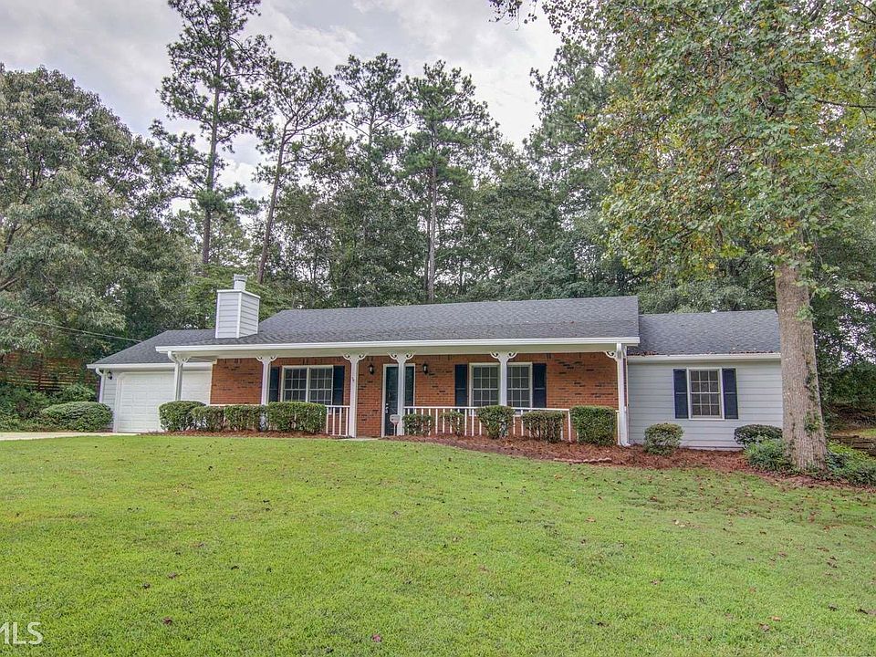 1st image of 2630 Laurel Woods Ln SE