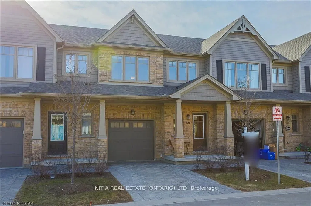 1924 Cedarhollow Blvd — Photo 2