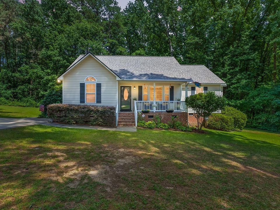 1st image of 105 Tree Farm Ln