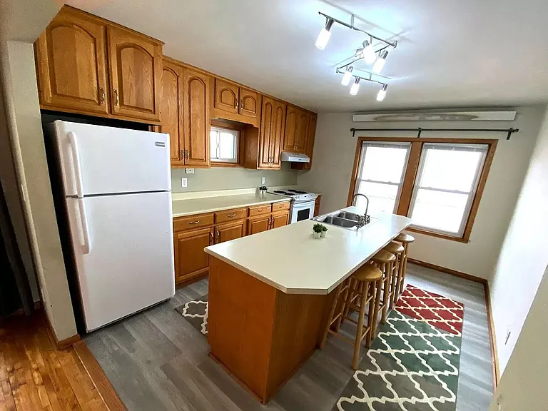 3541 Aldrich Ave S #2 — Photo 3