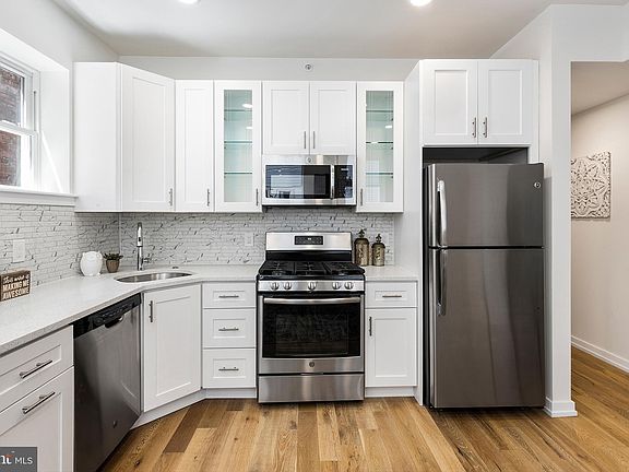 3rd image of 2529 Frankford Ave APT 6