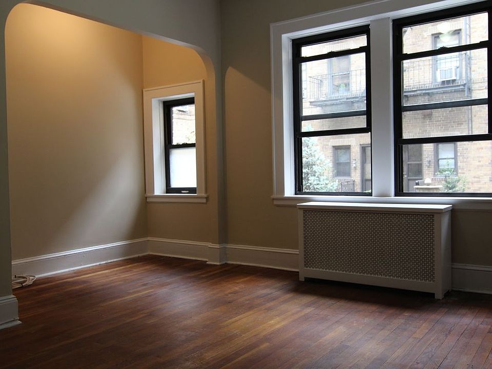 1st image of 2048 31st St APT A6