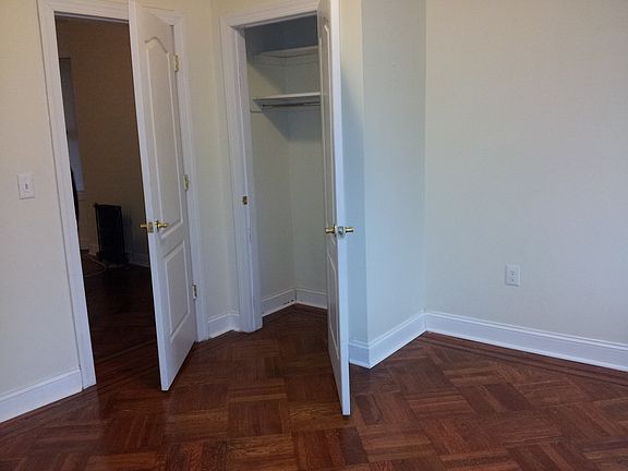 2nd image of 3149 Kennedy Blvd APT 8A