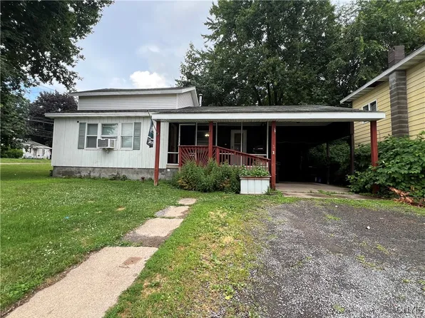 1 S 7th St, Fulton, NY 13069