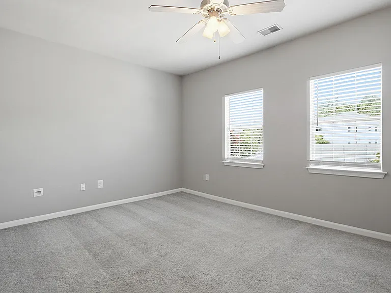 Avana 55Twelve — Photo 22