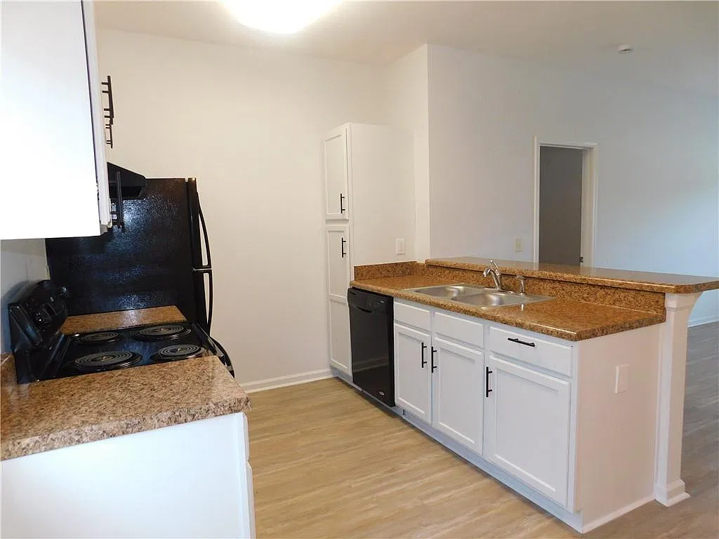 2 bed, 2.0 bath, $1,430 — Photo 4
