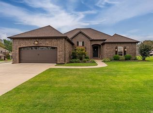 21 Cypress Valley Loop, Maumelle, AR 72113