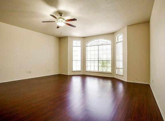5th image of 133 Oakbluff Dr