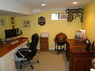 5 Bernardo Dr, Attleboro, MA 02703