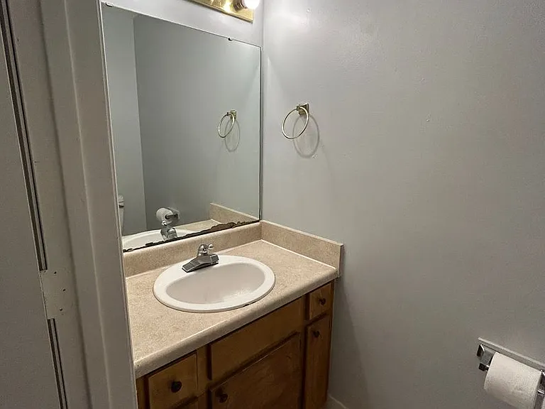 1 Crescent Ln #1 — Photo 10